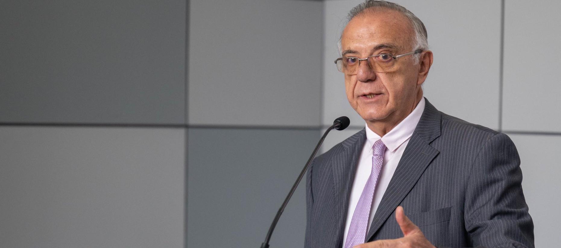 El Ministro de Defensa de Colombia, Iván Velásquez.