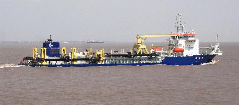 La draga china Xin Hai Ma.