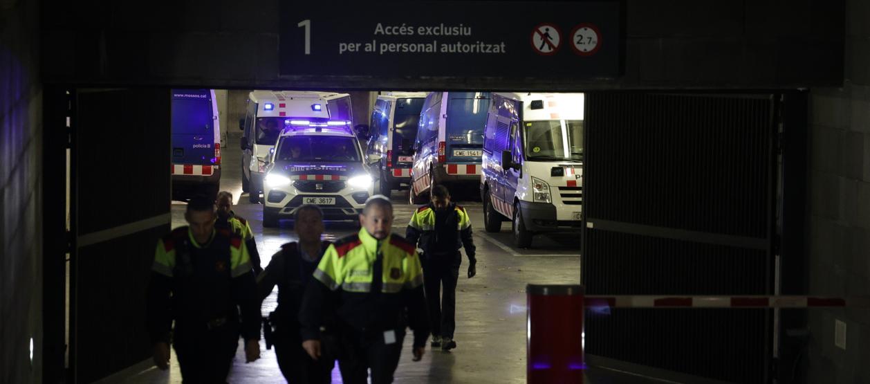 Dani Alves había salido el viernes de los calabozos de la Ciudad de la Justicia hacia la cárcel Brians 1.