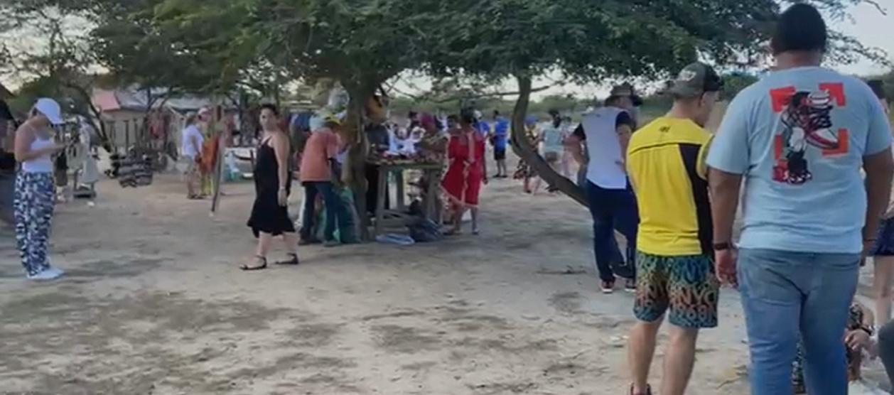 Paisas víctimas de atraco en ranchería de La Guajira.