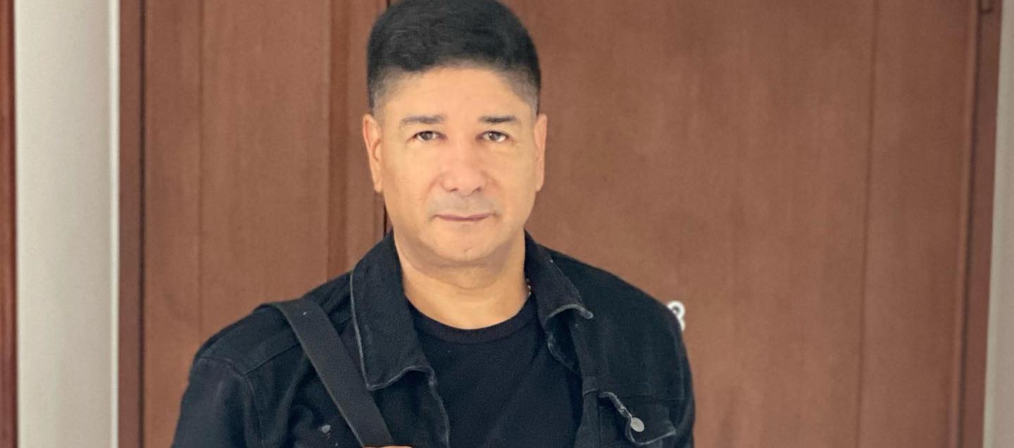 Iván Calderón, cantante y compositor de música vallenata.