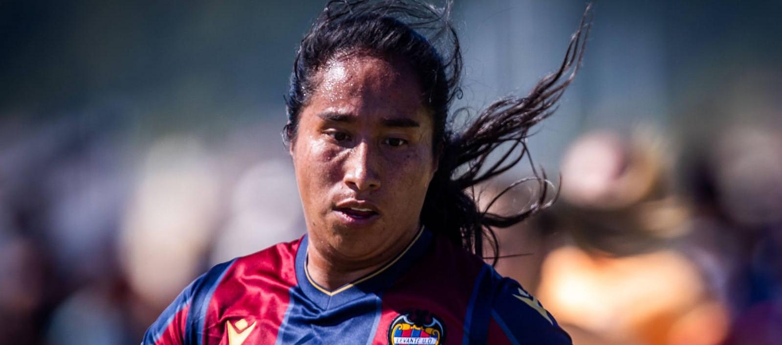 Mayra Ramírez, delantera colombiana del Levante.