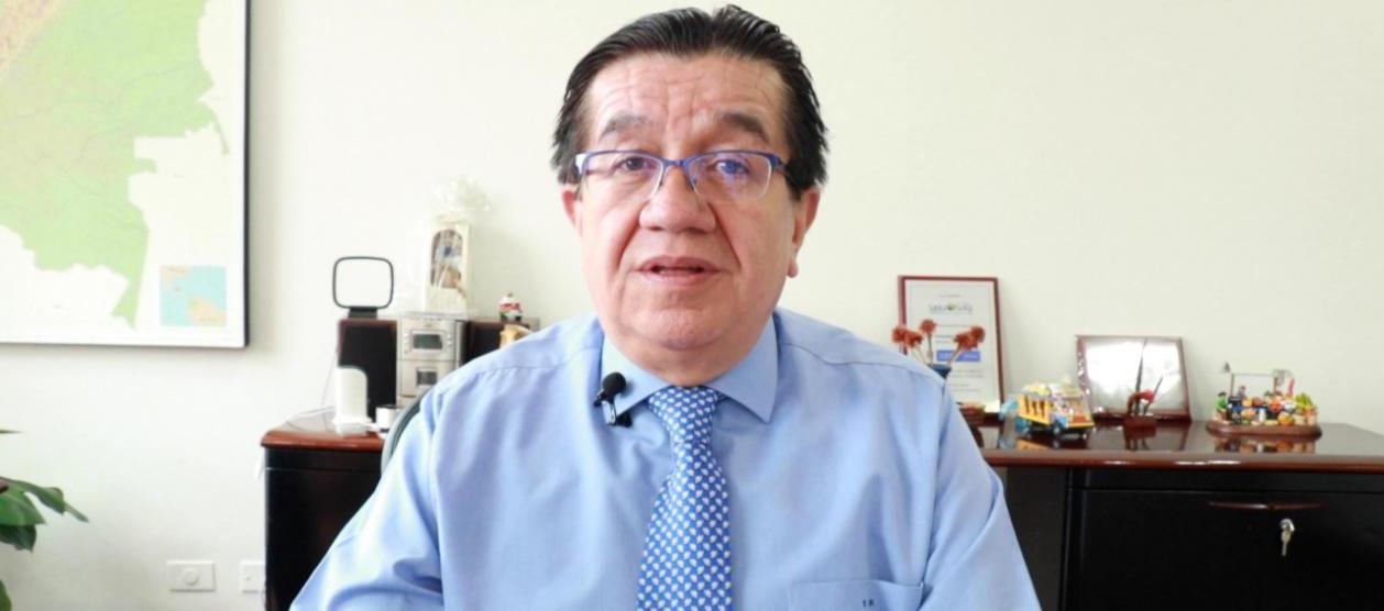 El exministro de Salud, Fernando Ruiz Gómez.