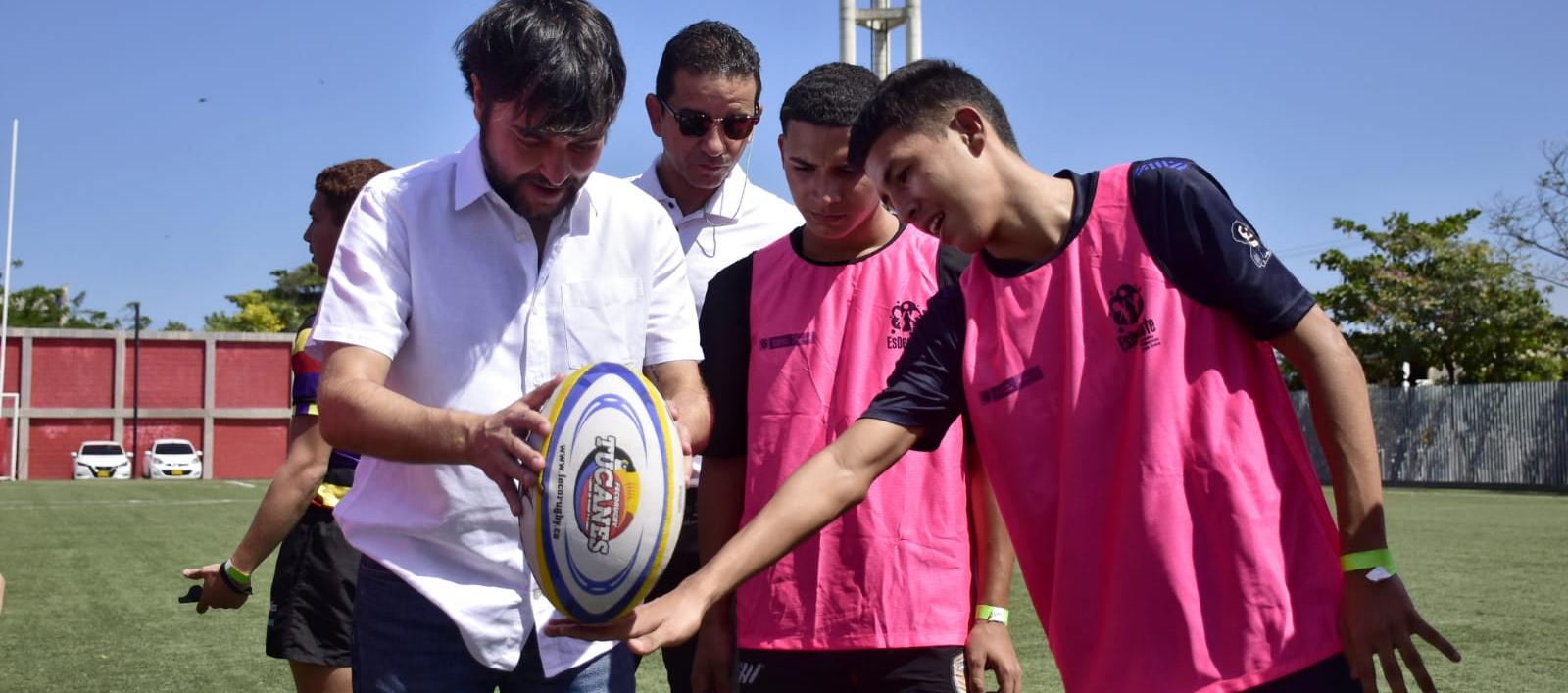 El rugby es uno de los deportes escogidos para iniciar la alianza.