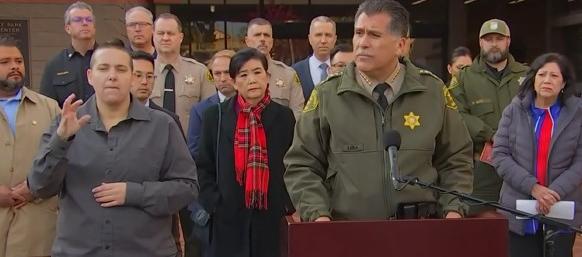 El sheriff del condado de Los Ángeles, Robert Luna.