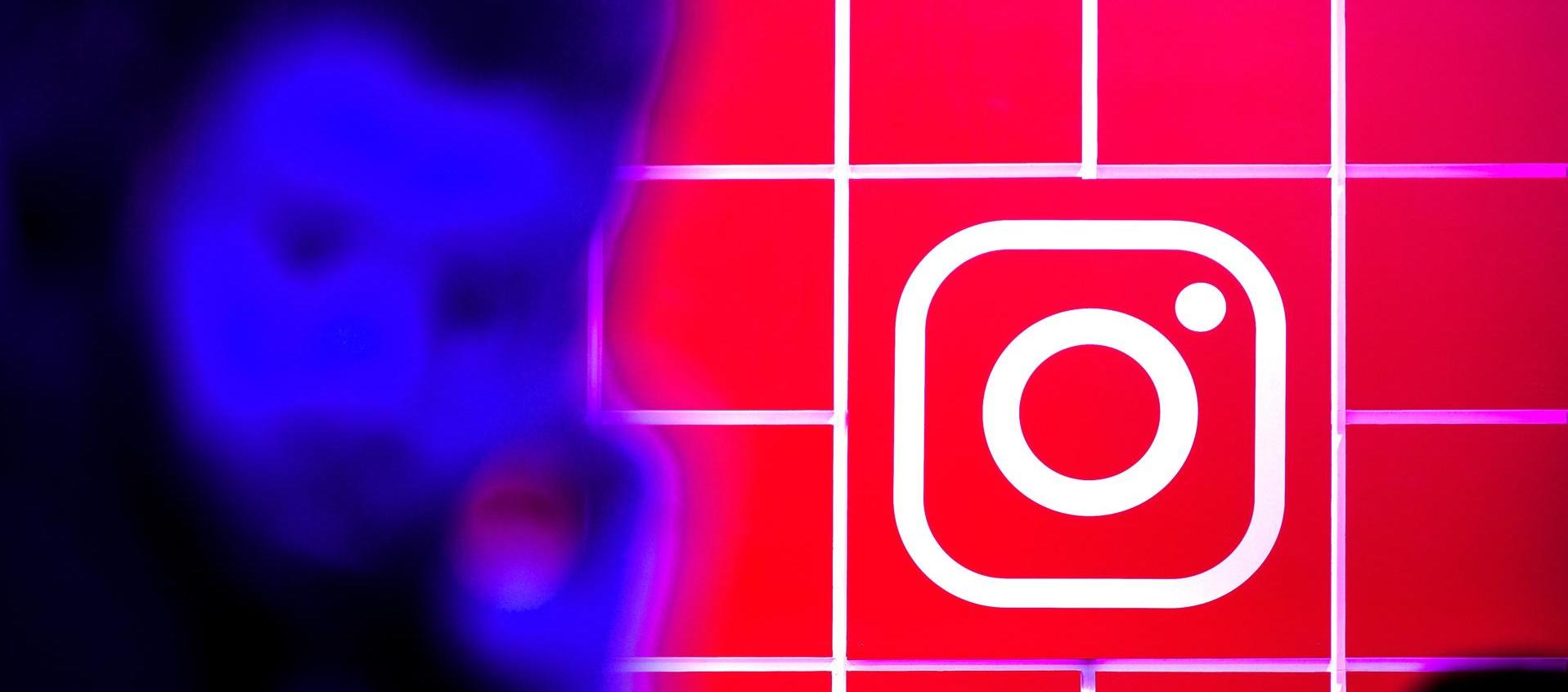 Fotografía de archivo que muestra el logotipo de Instagram. 