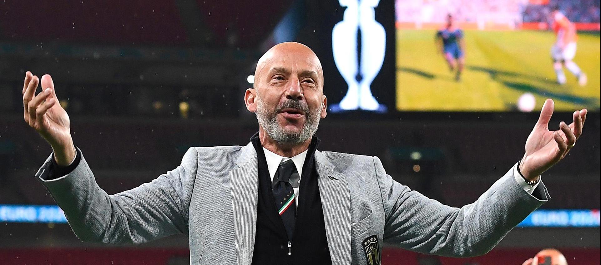 Hasta diciembre pasado, Vialli fue jefe de delegación de la selección italiana.