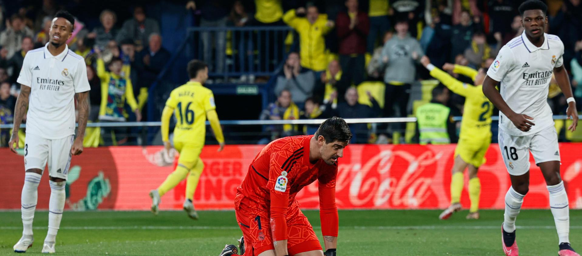 Thibaut Courtois se lamenta tras encajar el primer gol del Villarreal.