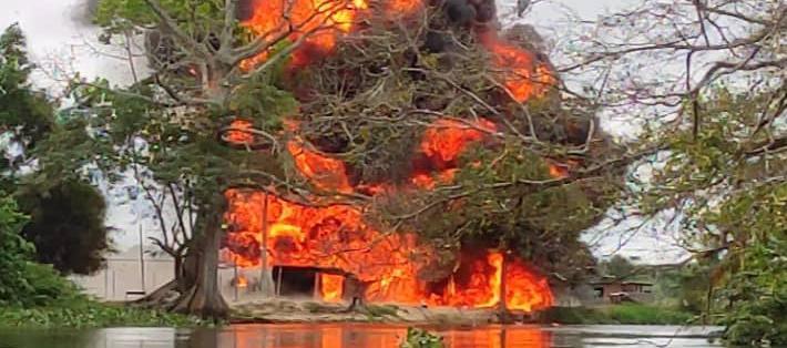 El campamento destruido.