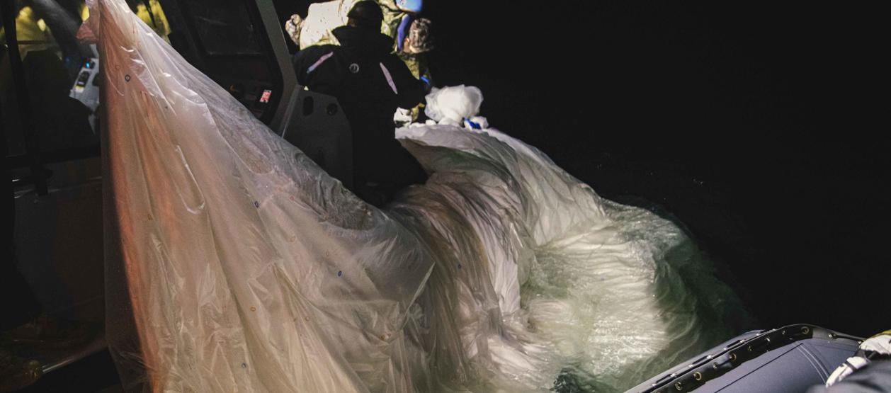 Restos del globo chino.