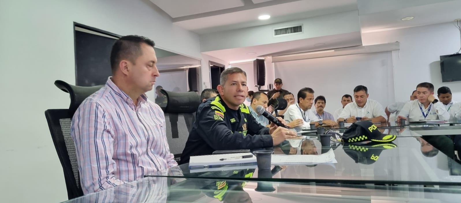 El Director Nacional del Gaula, Giovanny Cristancho durante la reunión en el comando.