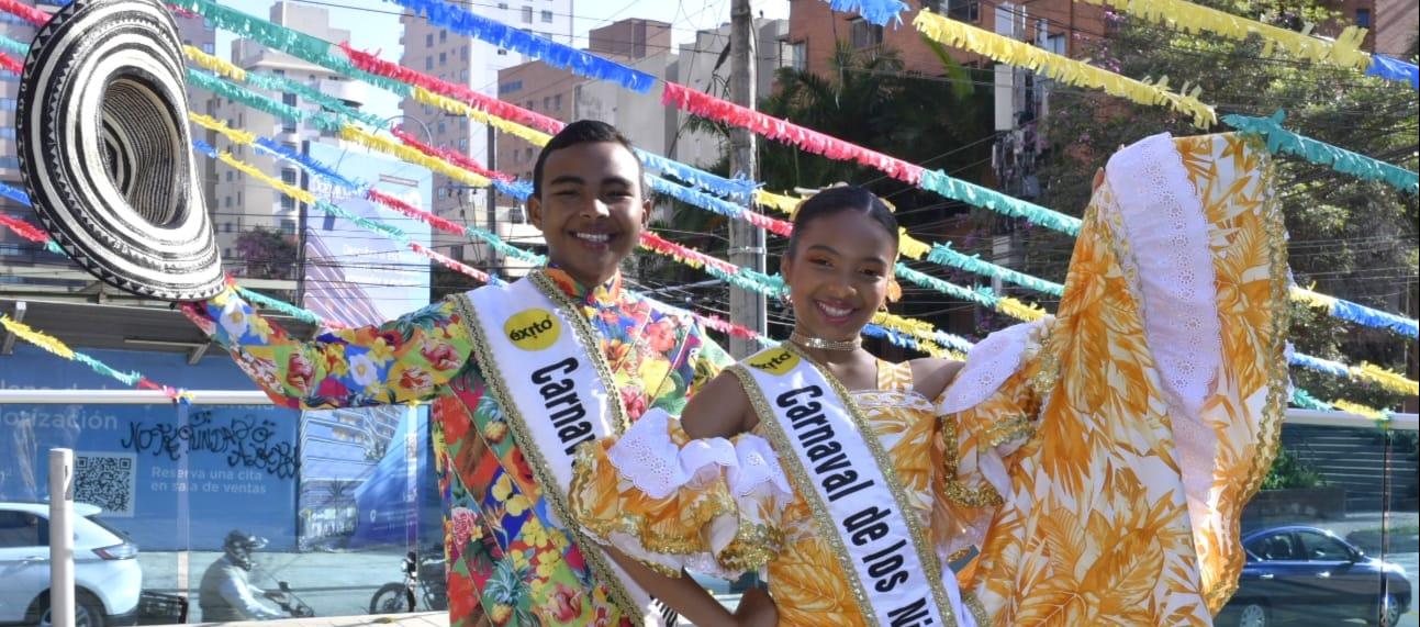 Tahiana Rentería y Diego Chelia, Reyes del Carnaval de los Niños 2023.