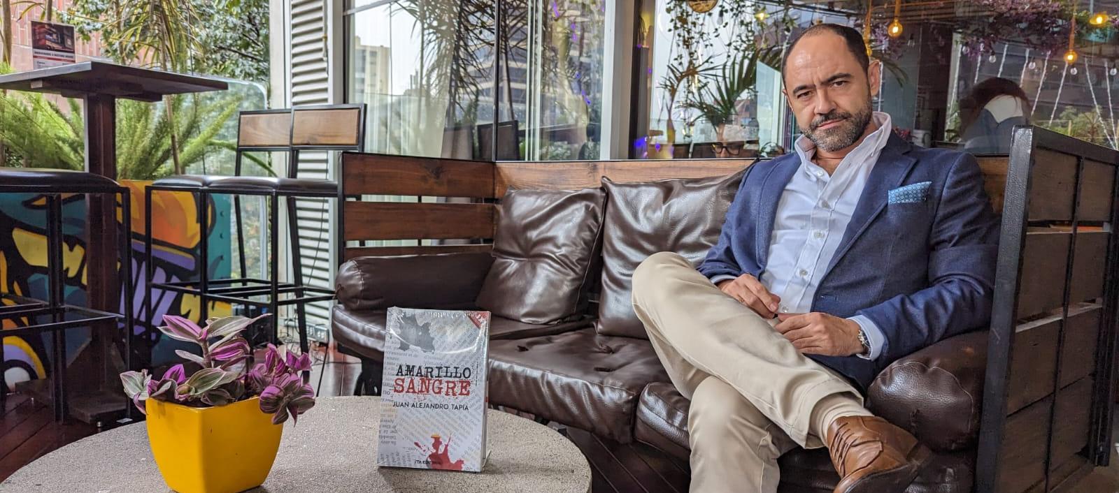 Juan Alejandro Tapia, autor.