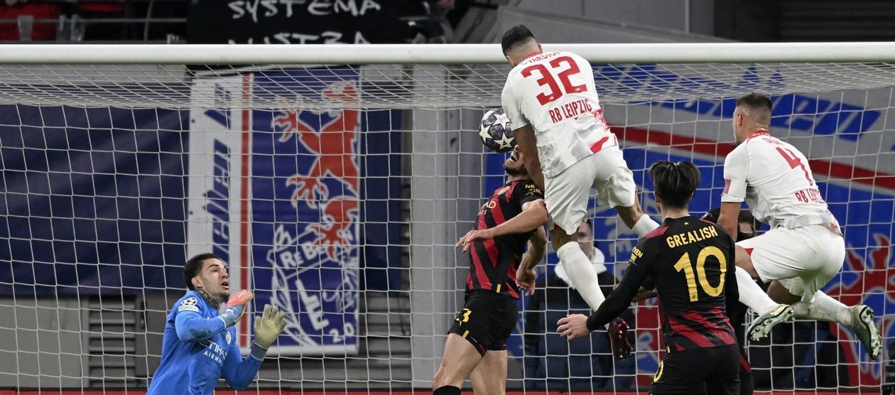 Con este cabezazo de Josko Gvardiol, el Leipzig encontró el empate ante el Manchester City.