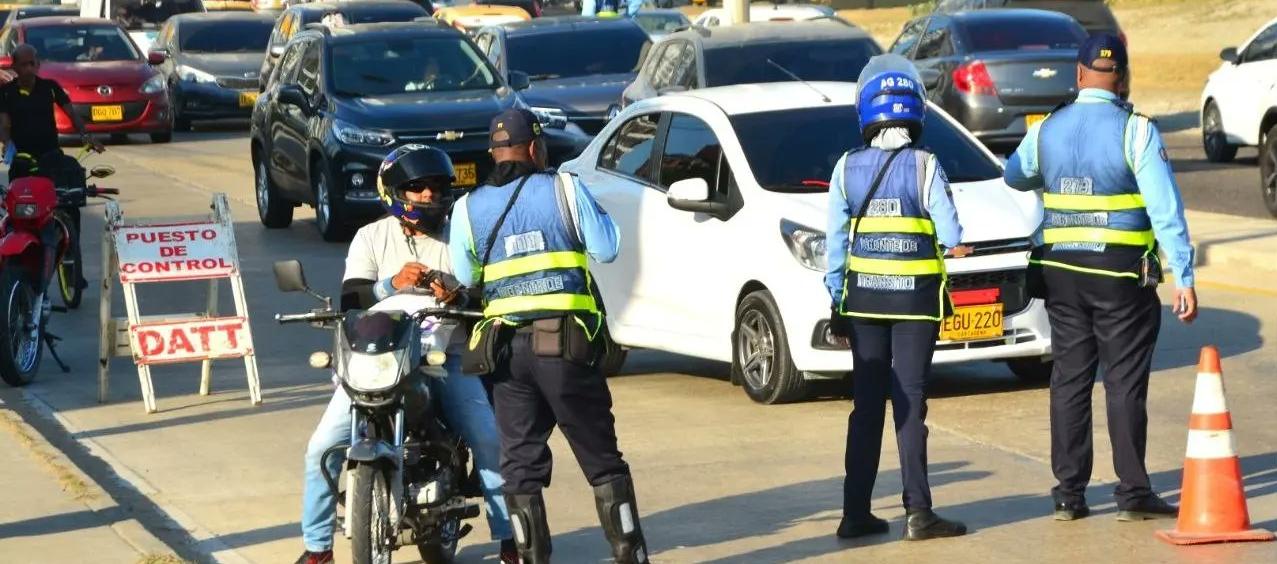 Operativos del  Departamento Administrativo de Tránsito y Transporte en Cartagena.