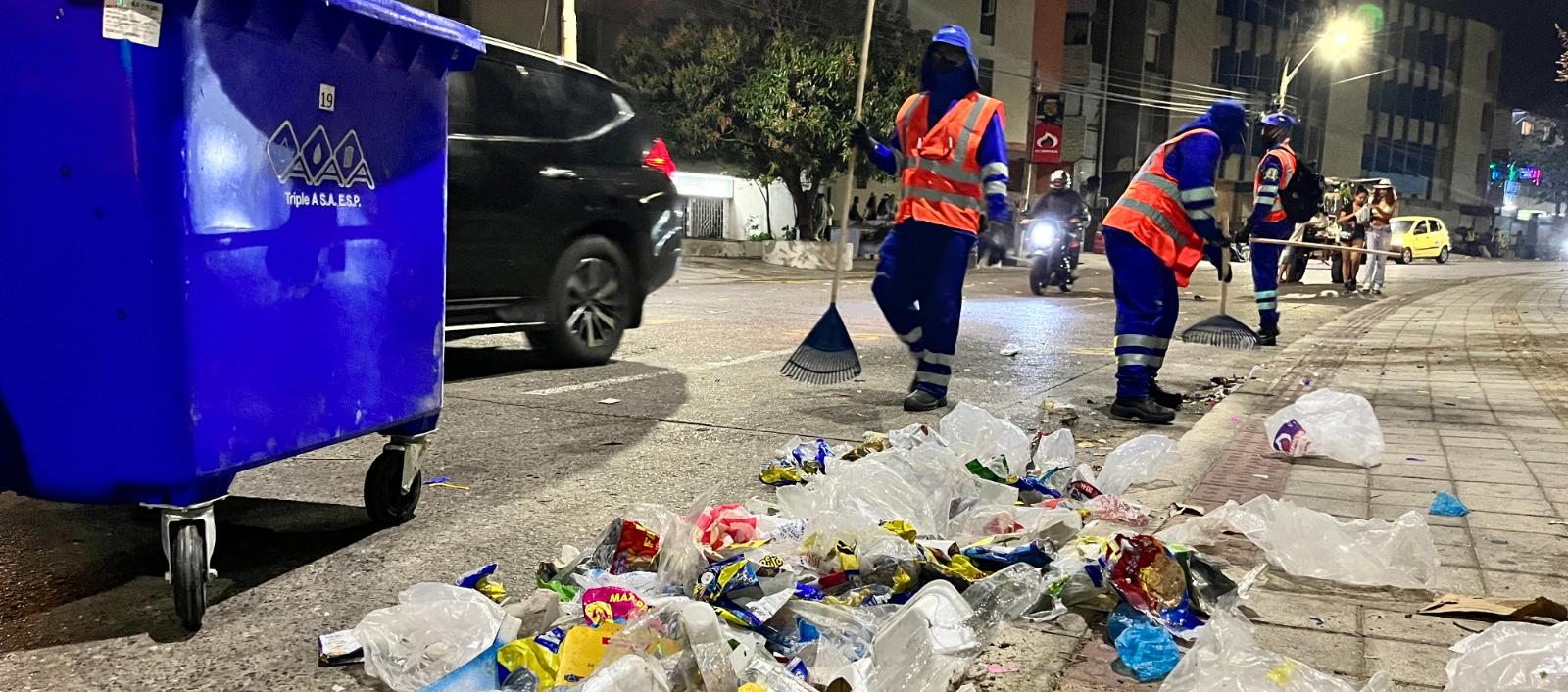 En temporada de precarnaval los 'escobitas' han recolectado 43 toneladas.