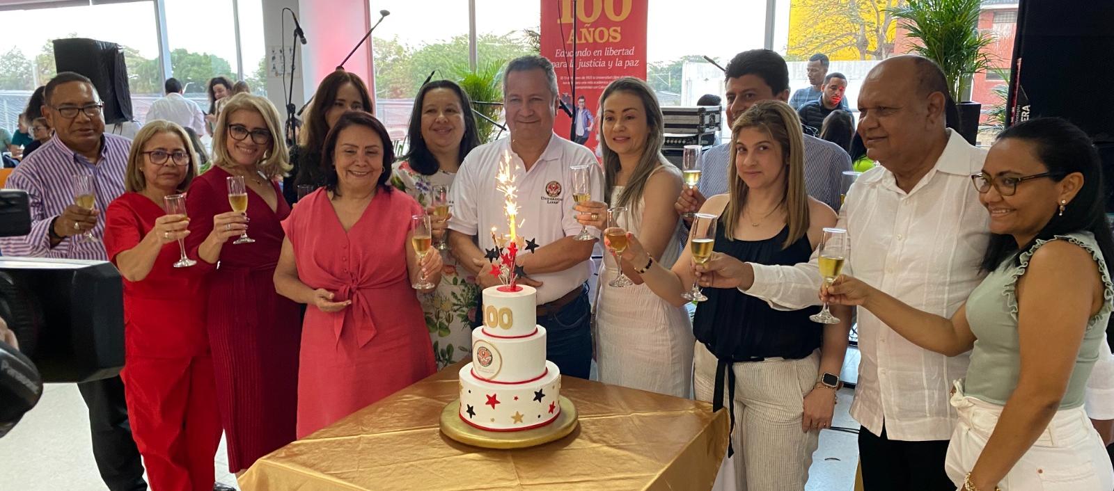 Directivos y docentes de la Universidad Libre en los primeros 100 años de la institución