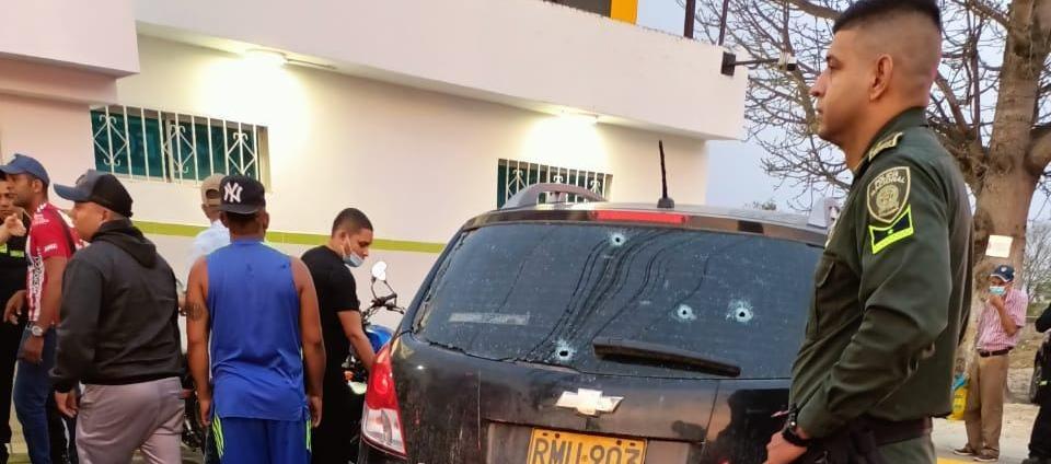 Así quedó la camioneta víctima del ataque sicarial