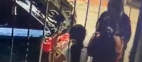 Atraco a mano armada a familia en Santa Marta