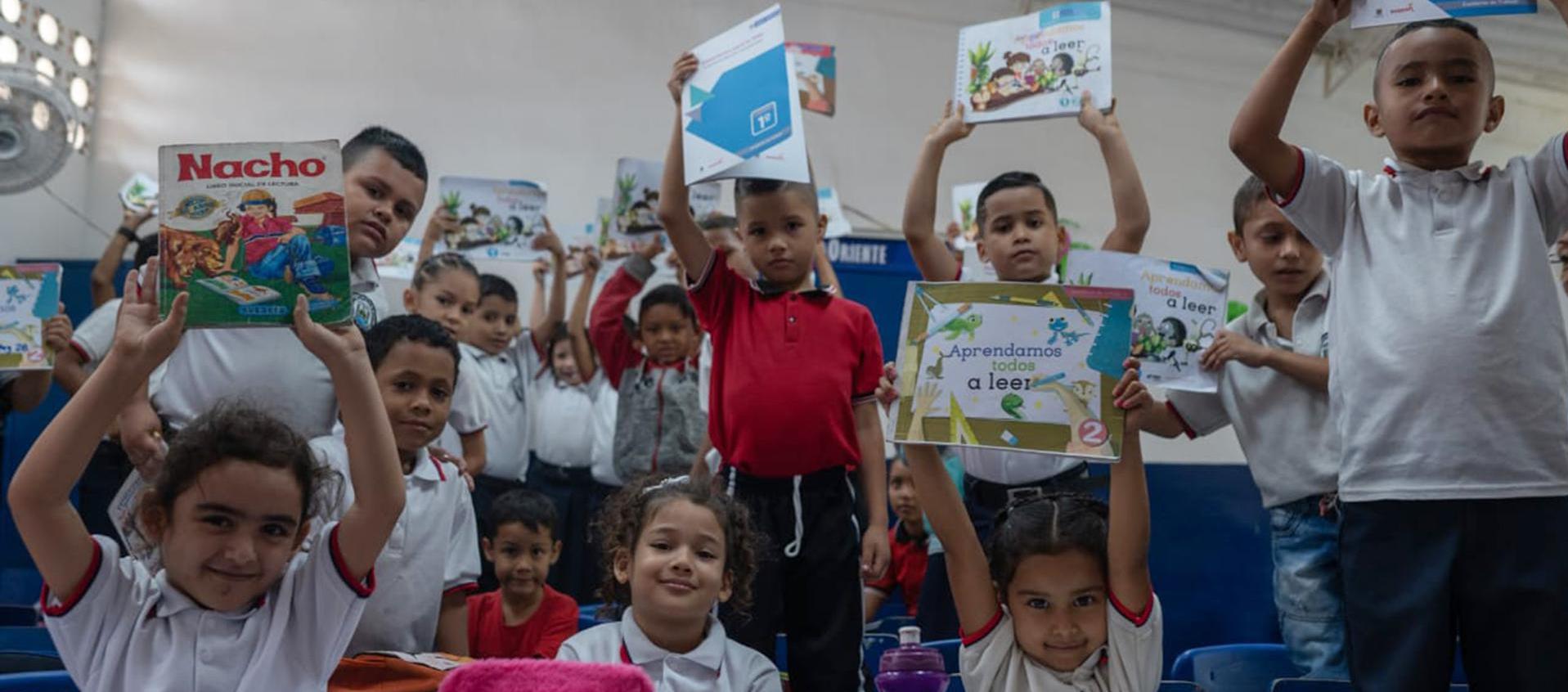 programas de apoyo a niños venezolanos.