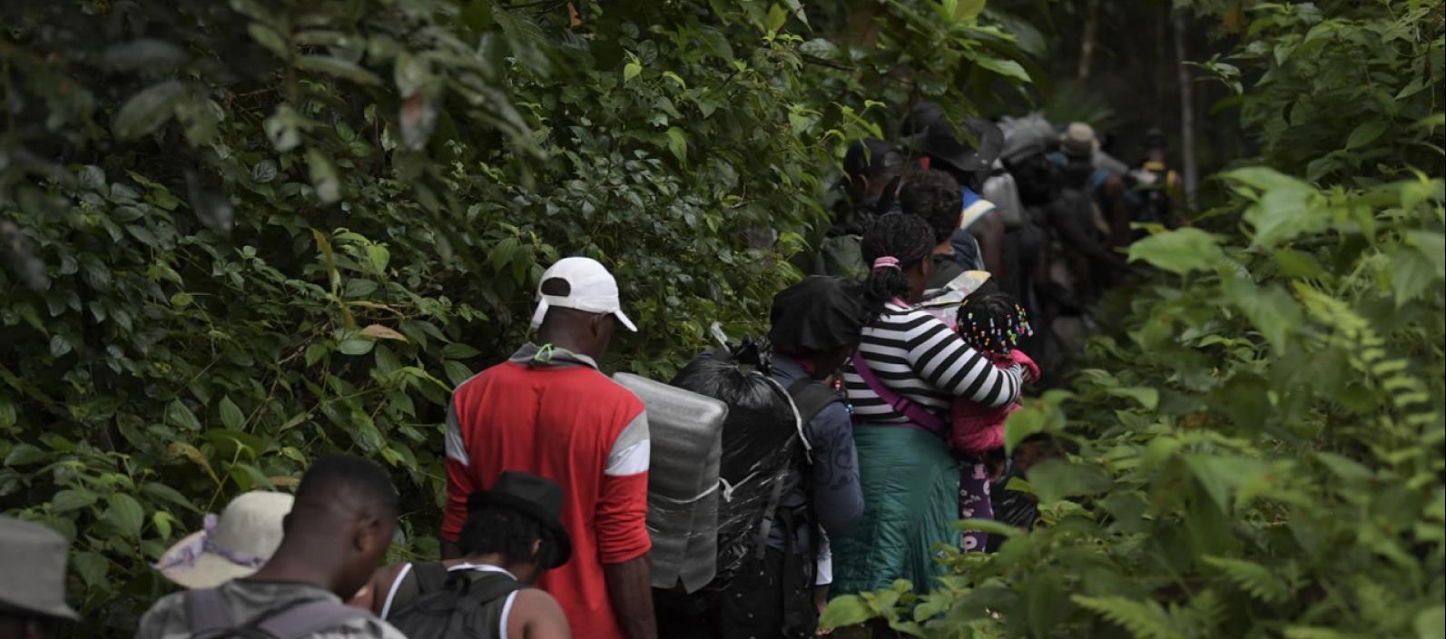 Imagen de los migrantes en el Darién.