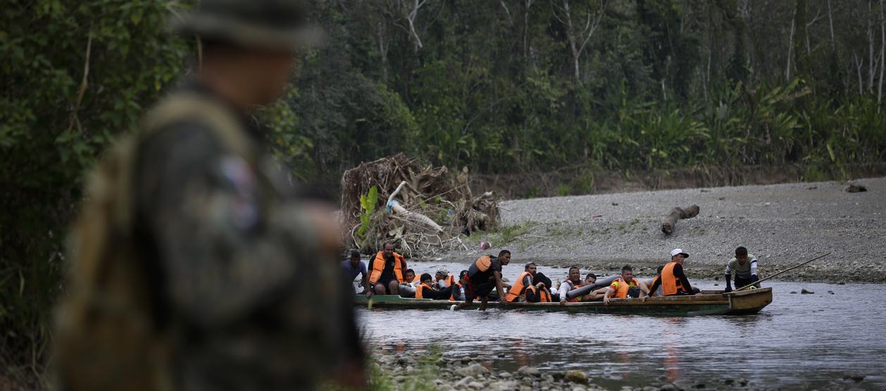 Migrantes en el Darién.