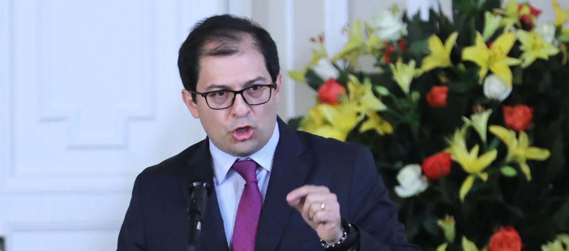 Fiscalía favorece impunidad a crímenes de policías.