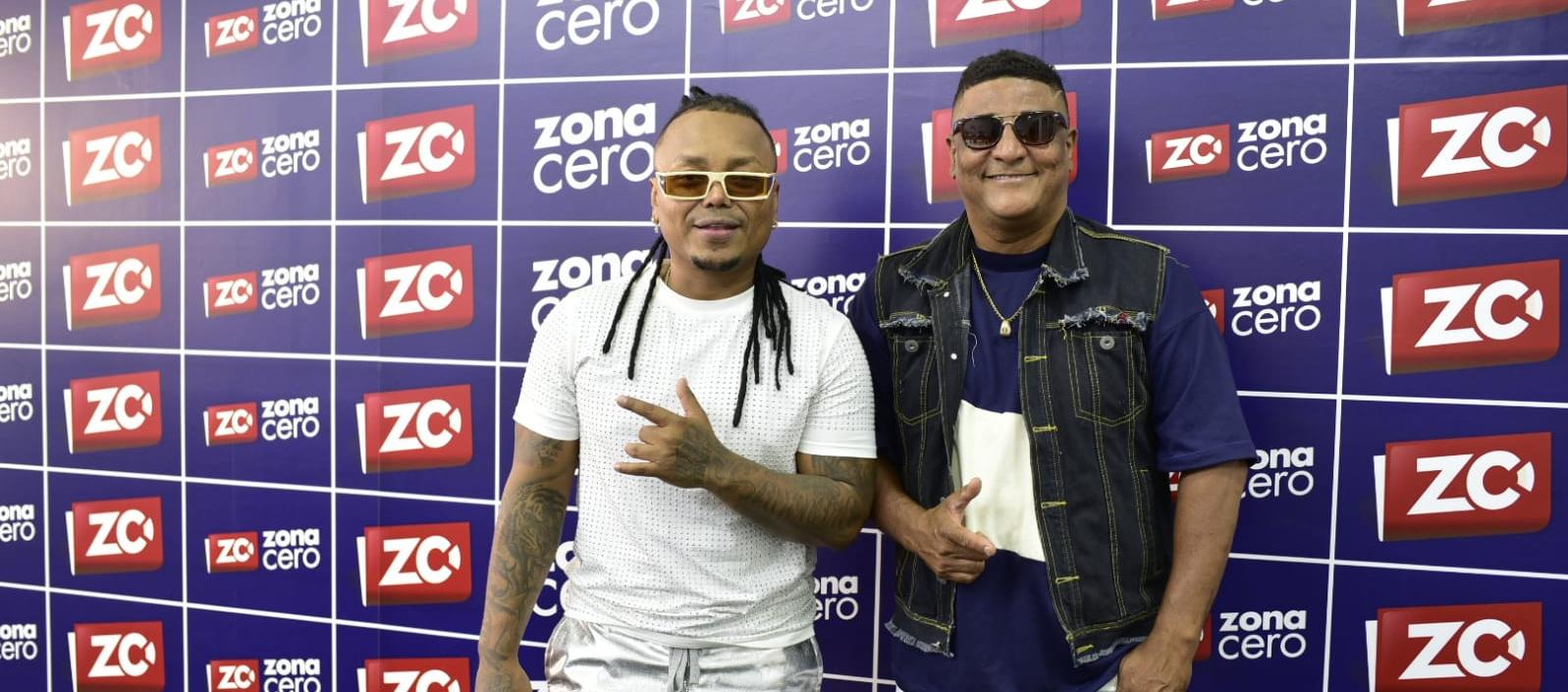 Los cantantes de champeta Mr. Black y El Encanto.