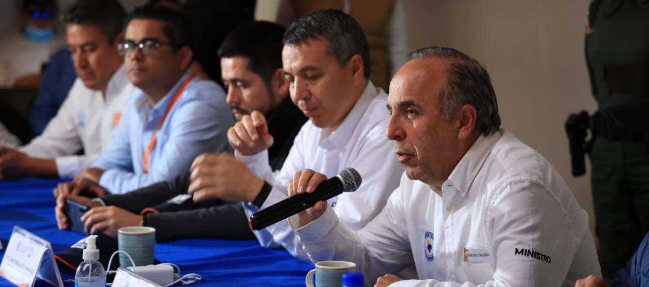 El Ministro de Transporte, Guillermo Reyes.