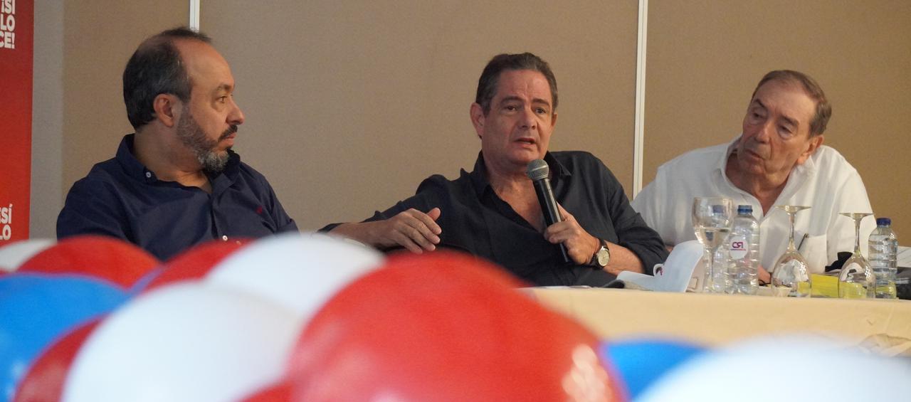  Germán Córdoba, Germán Vargas y Fuad Char en el encuentro de Cambio Radical de este viernes en Cartagena