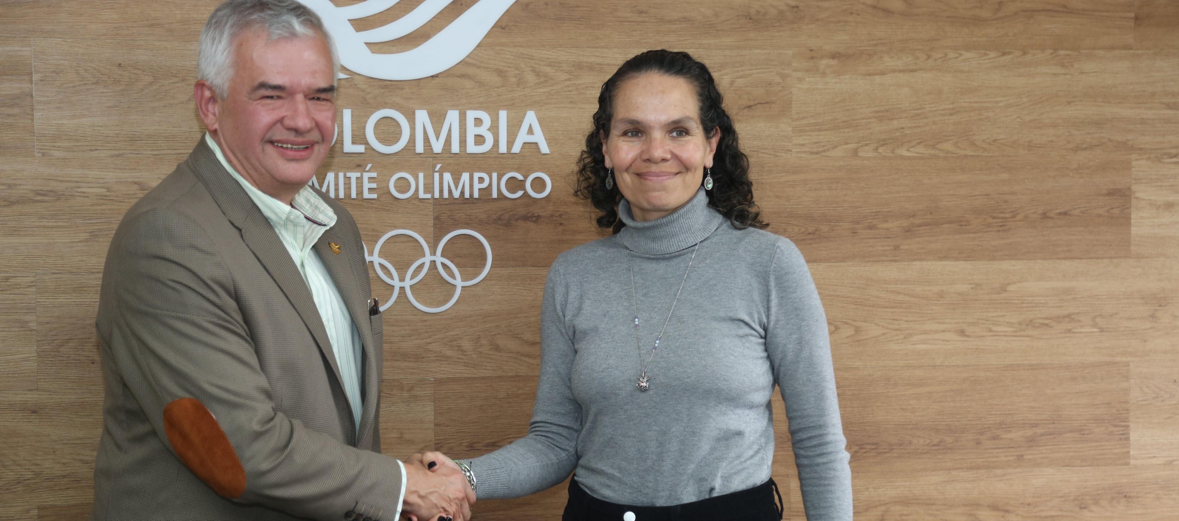 Ciro Solano, presidente del Comité Olímpico Colombiano, y Astrid Rodríguez, ministra del Deporte.