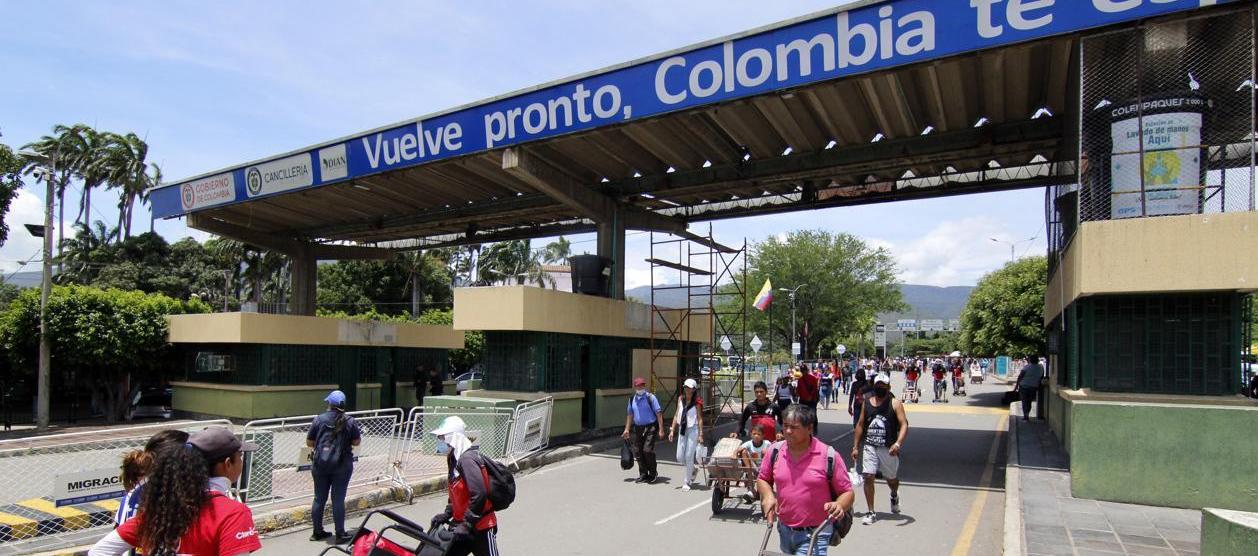 puesto de verificación migratoria en frontera con Venezuela.