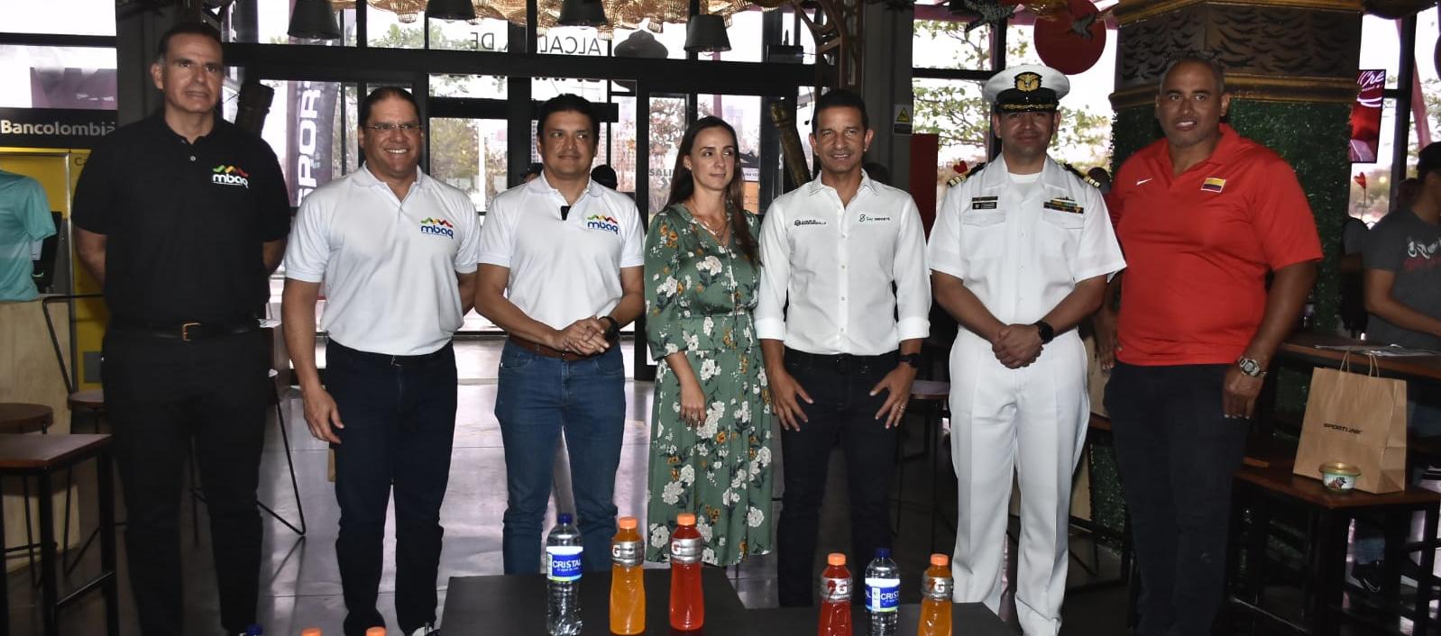 Edgardo Pantoja, Eduardo Crissien, Tito Crissien, Kathy López, Gabriel Berdugo, Juan Guerrero y Orlando Ibarra, durante el lanzamiento de la carrera.