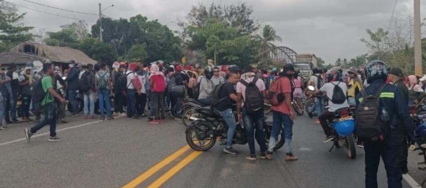 El bloqueo por paro minero cumplió este viernes 16 dias.