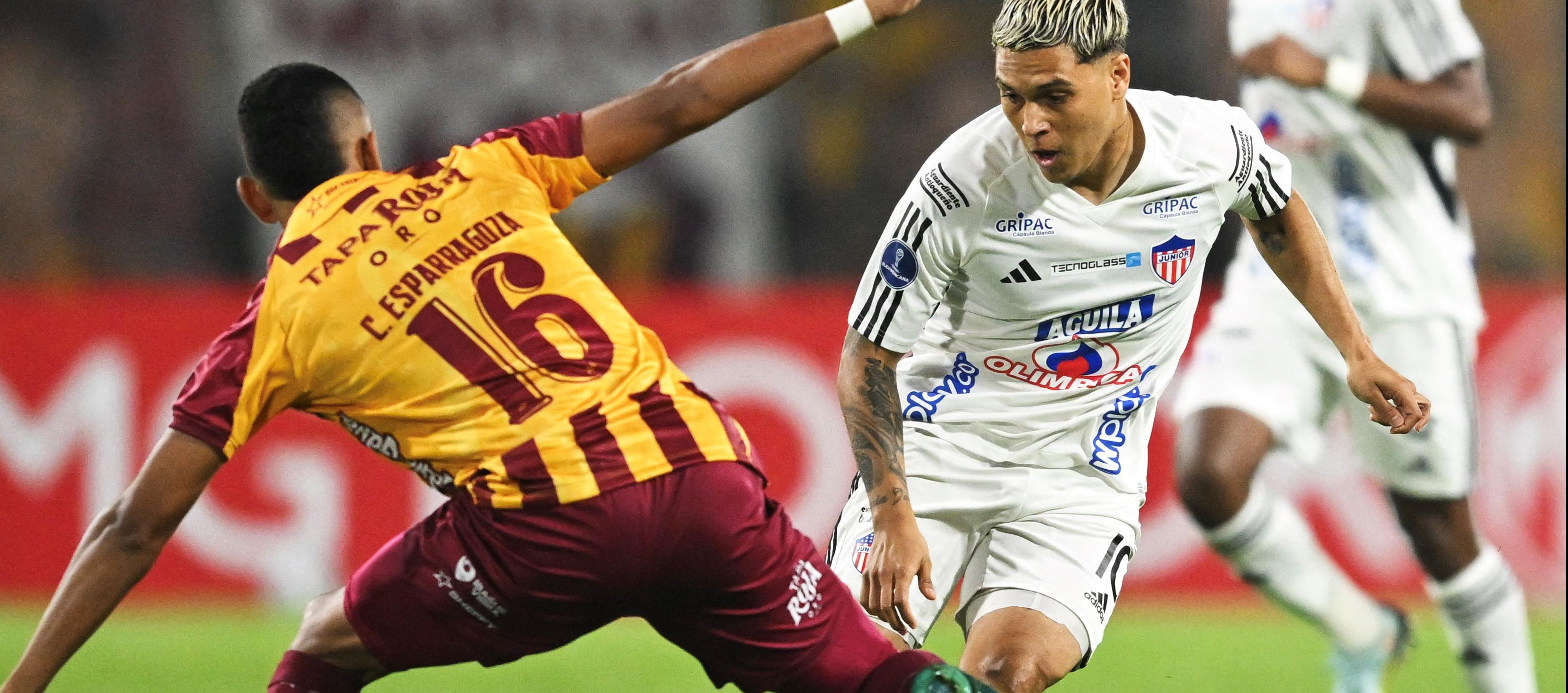 Juan Fernando Quintero intenta superar la marca de Carlos Esparragoza.