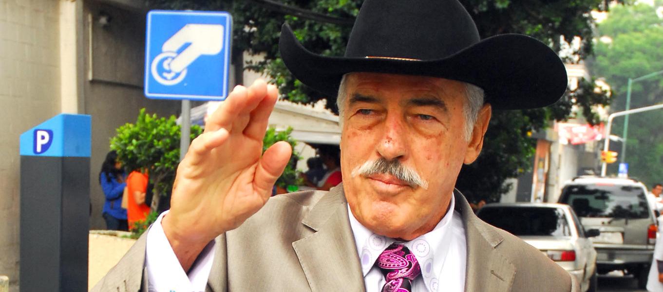 Andrés García (Q:E.P.D.).