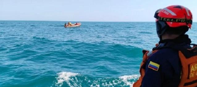 Integrantes de la Armada vigilan la zona de la Alta Guajira