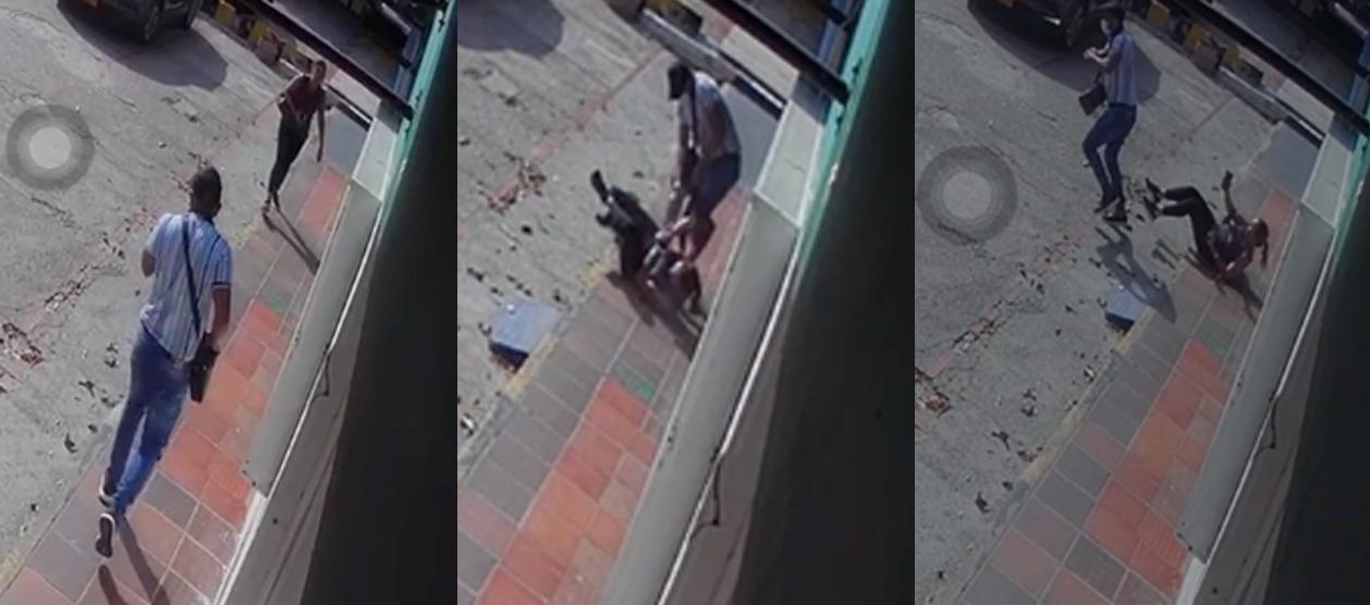 Momento en que la mujer forcejea con el ladrón. 