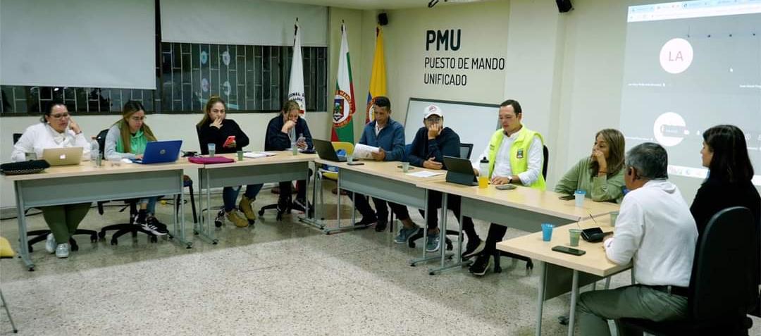 Carlos Mario Marín en reunión del PMU