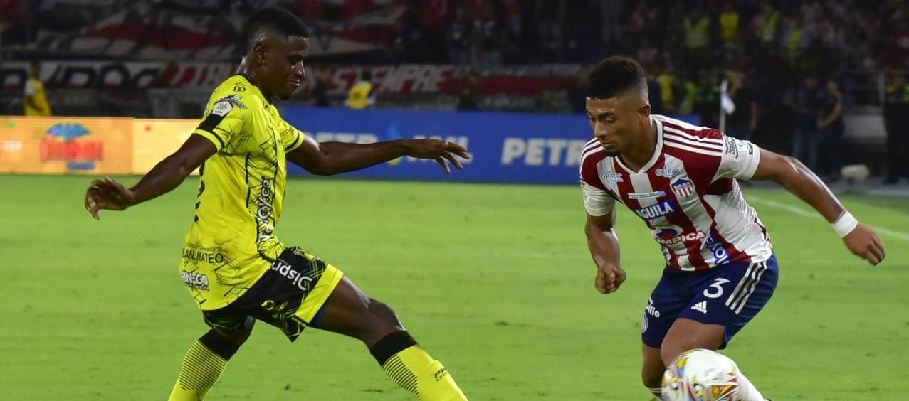 Edwin Herrera jugó pese a que horas antes del partido había fallecido su abuelo.