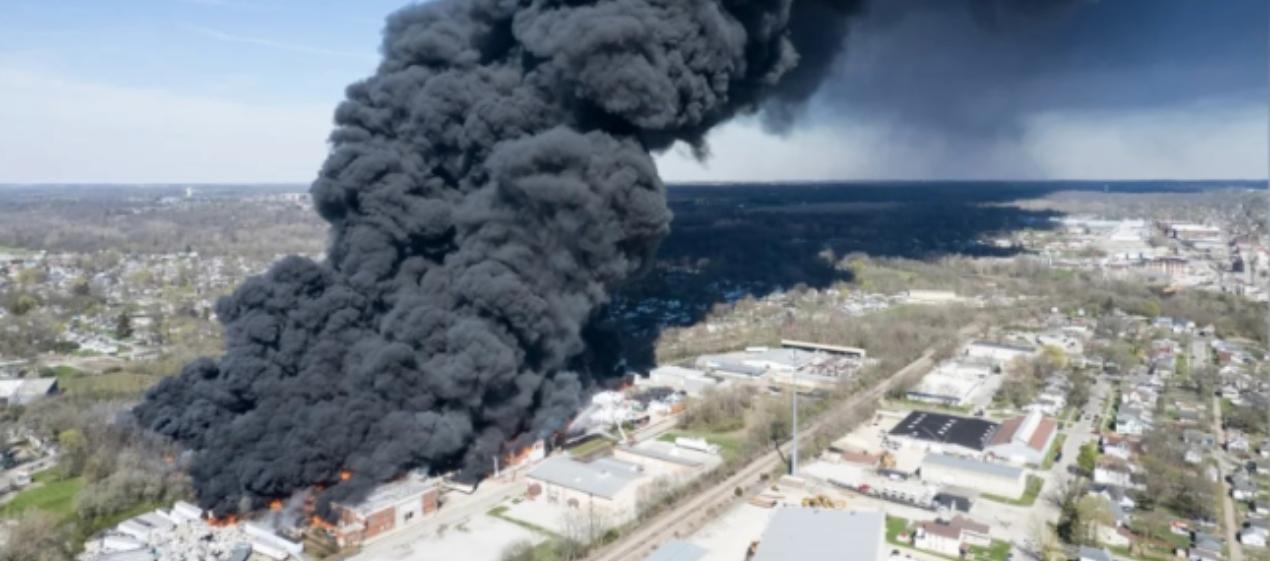 Aspecto del incendio ocurrido en la ciudad de Richmond. 