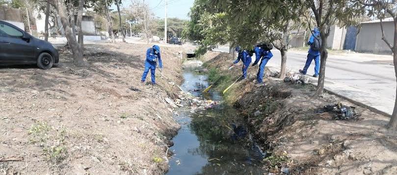 Operativos de recolección de 1.862 toneladas de desechos en arroyos, previo a temporada de lluvias.