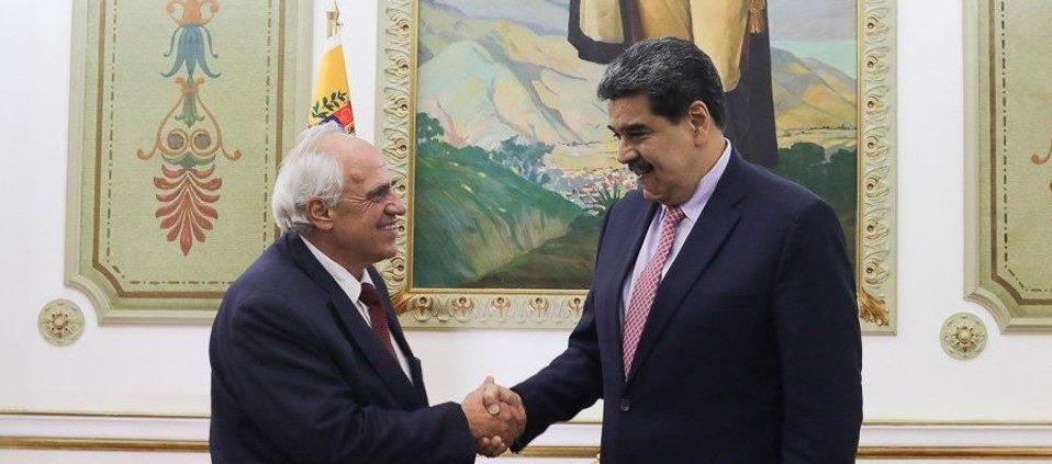 Ernesto Samper y Nicolás Maduro en Caracas. 