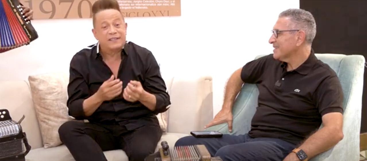 El compositor Roberto Calderón con el periodista Jorge Cura Amar.