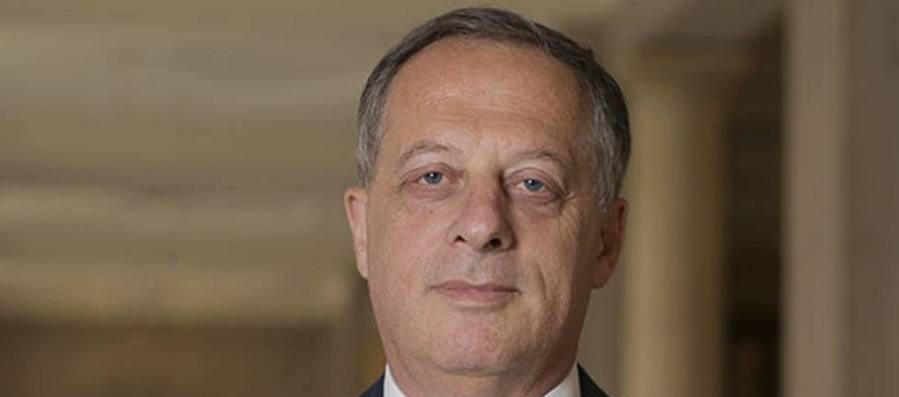 El presidente de la corporación británica BBC, el antiguo banquero Richard Sharp.