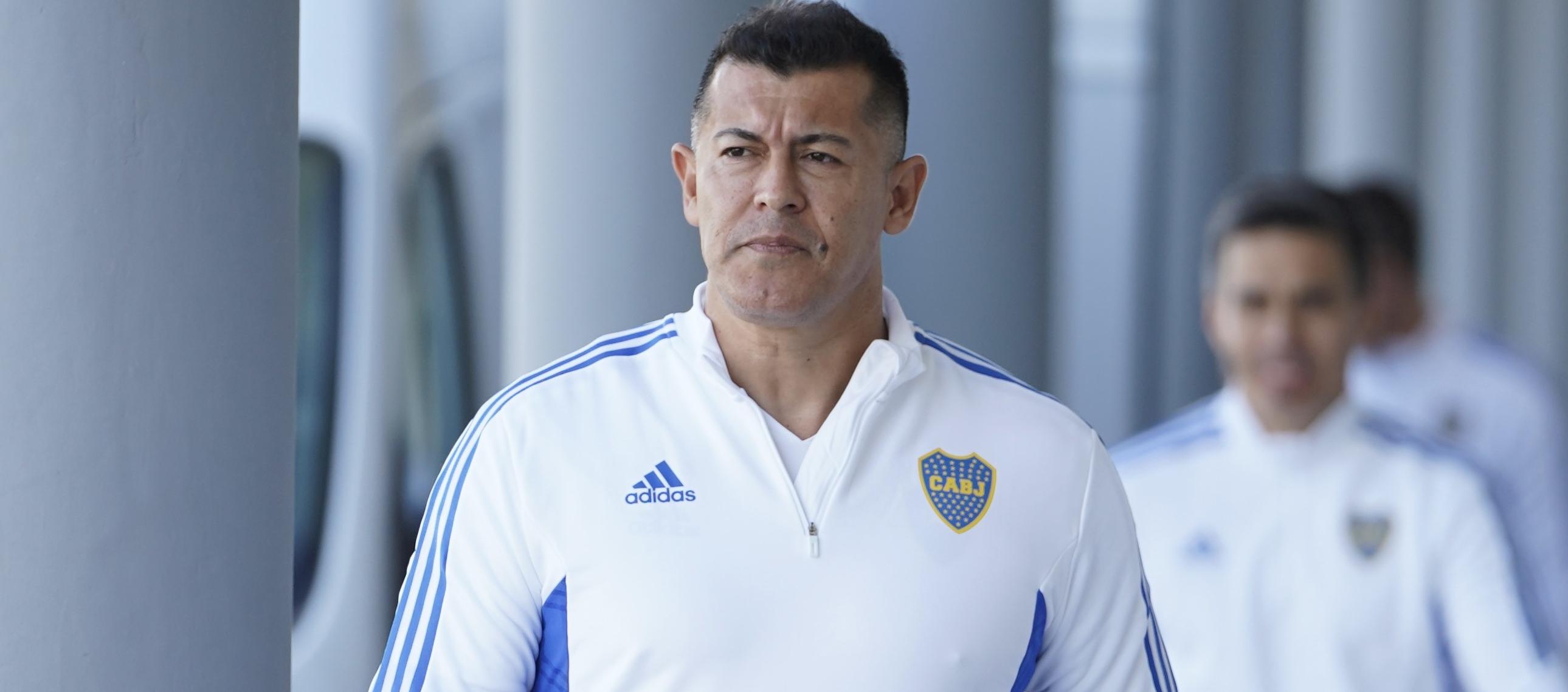 Jorge Almirón será presentado oficialmente en horas de la tarde de este lunes.