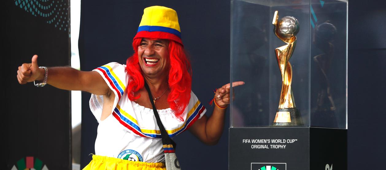 El trofeo recorrerá los 32 países clasificados al Mundial.