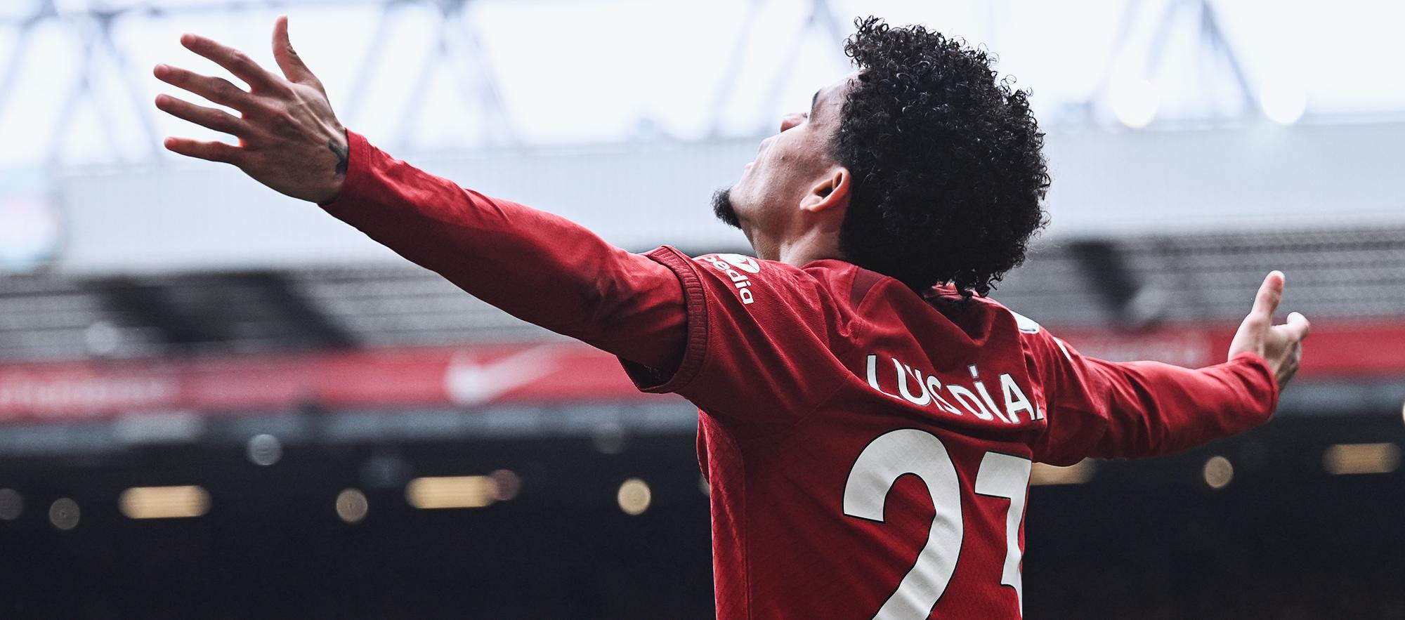 Luis Díaz puso el 2-0 del Liverpool sobre el Tottenham.