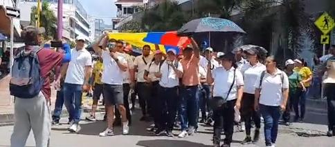 Los sanandresanos marcharon este sábado por las calles del centro