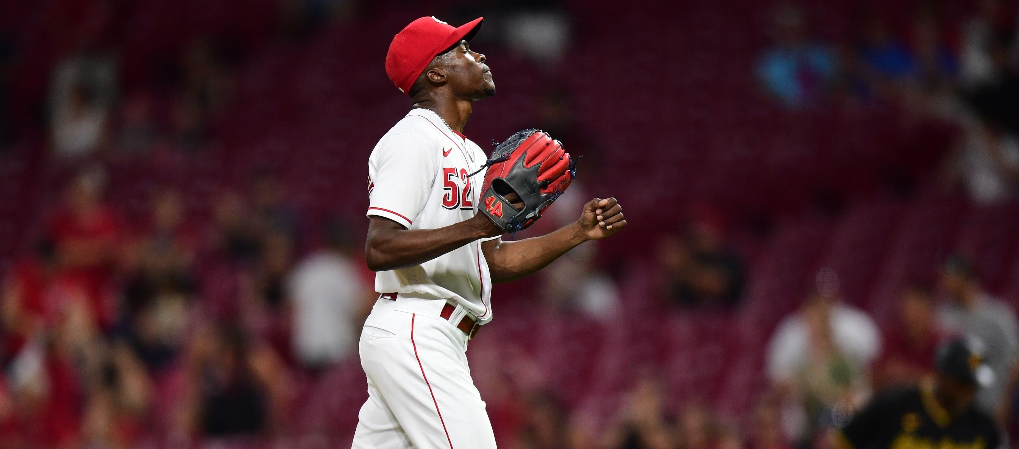 Réiver Sanmartín trabajó en la octava entrada y no permitió hits.